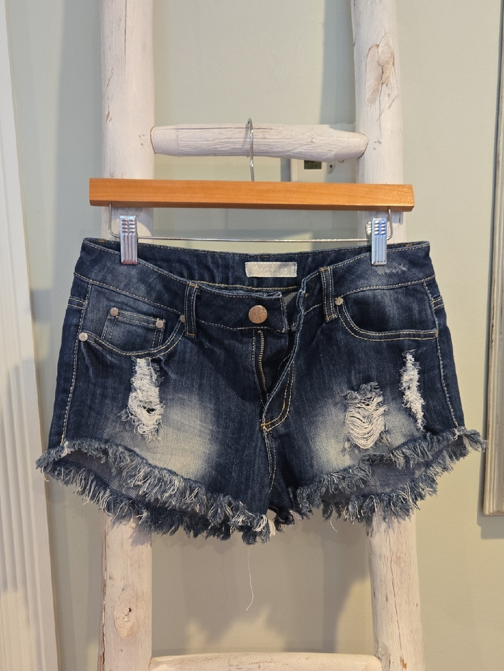 Crave Fame Dark Blue Distressed Denim Shorts with Frayed Hem Juniors Size 7